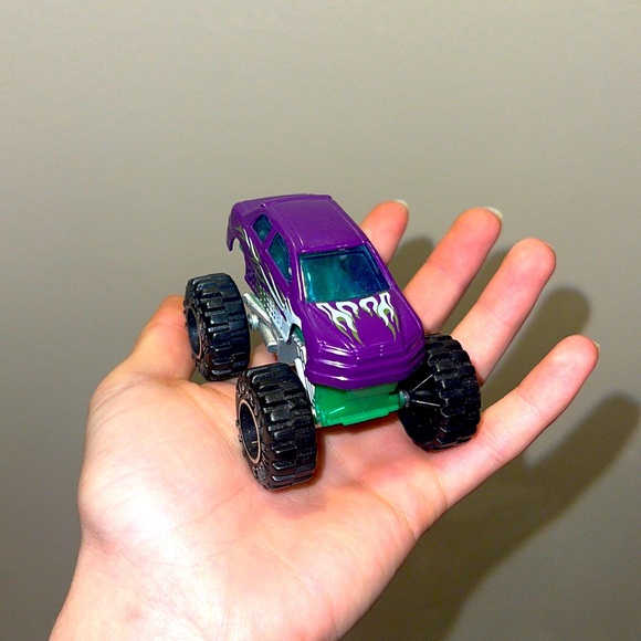 4x4 express wheels toy car - Picture 1 of 7